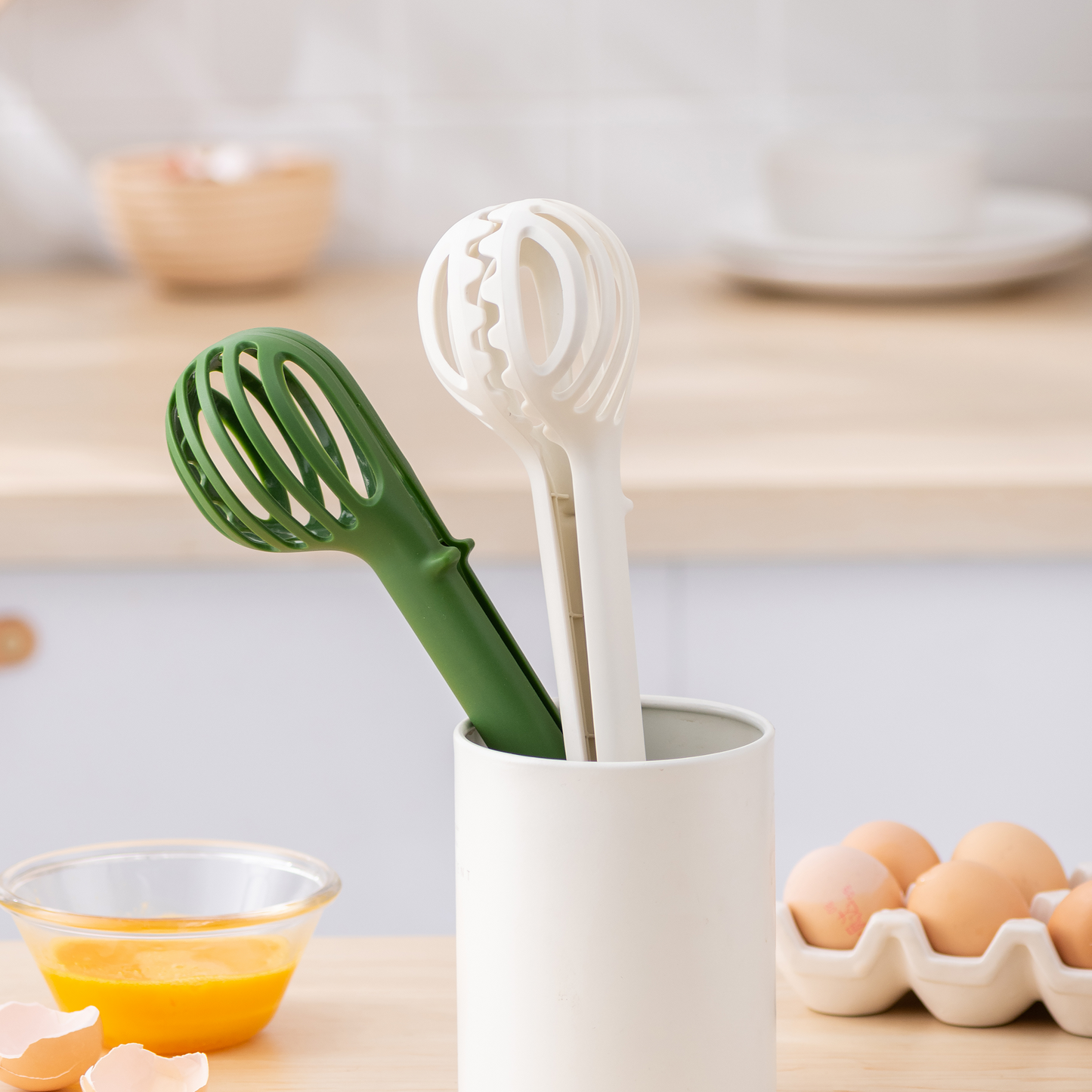 3-in-1 Multipurpose, Egg Whisk & Food Clamp | Heat-Resistant Kitchen Tong