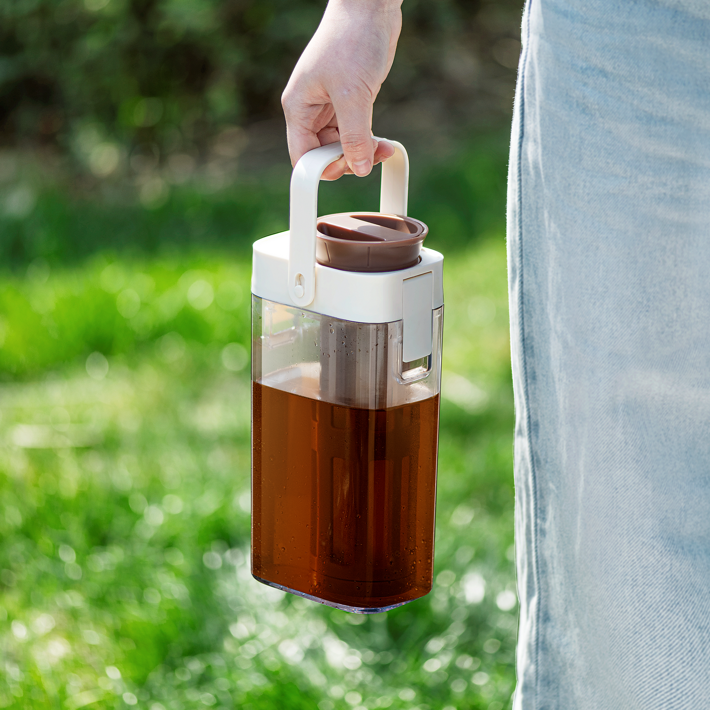 Premium Fridge Water Jug with Easy-Grip Handle & Infuser | 1000ml