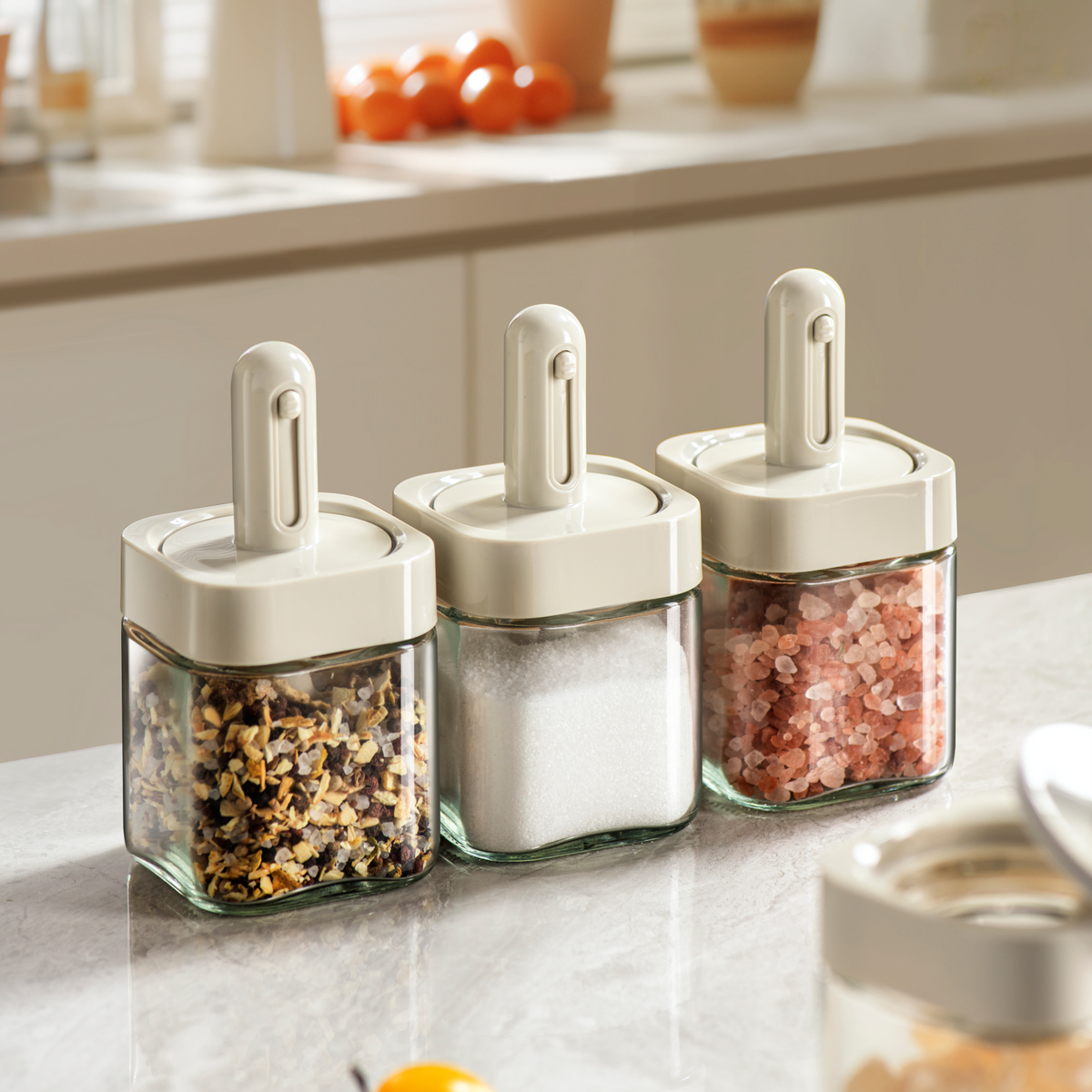 Premium Airtight Spice Jar with Integrated Spoon 250ml