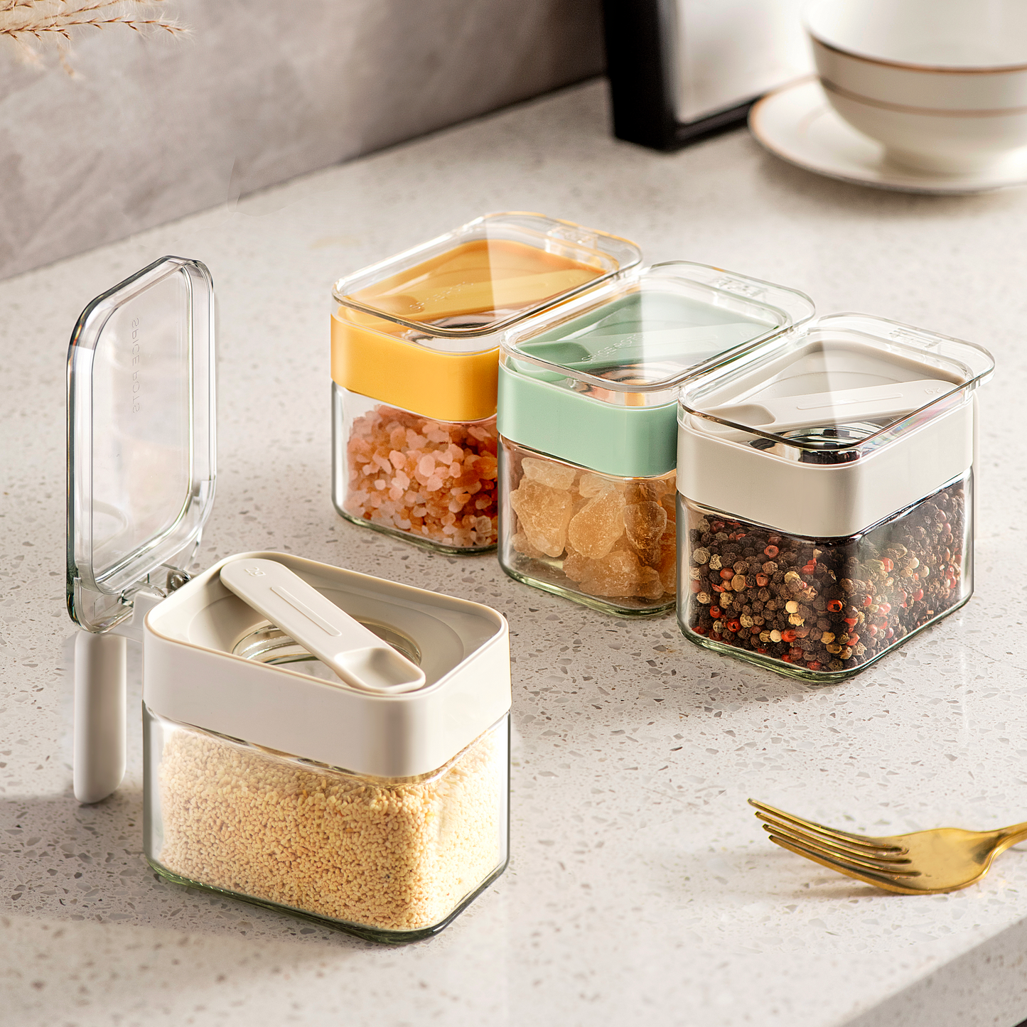 Heritage Glass Seasoning Jar with Integrated Spoon (300ml)