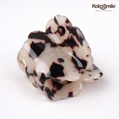 Floral Acrylic Hair Claw Clip – Elegant Flower Shape Hair Accessory for Women