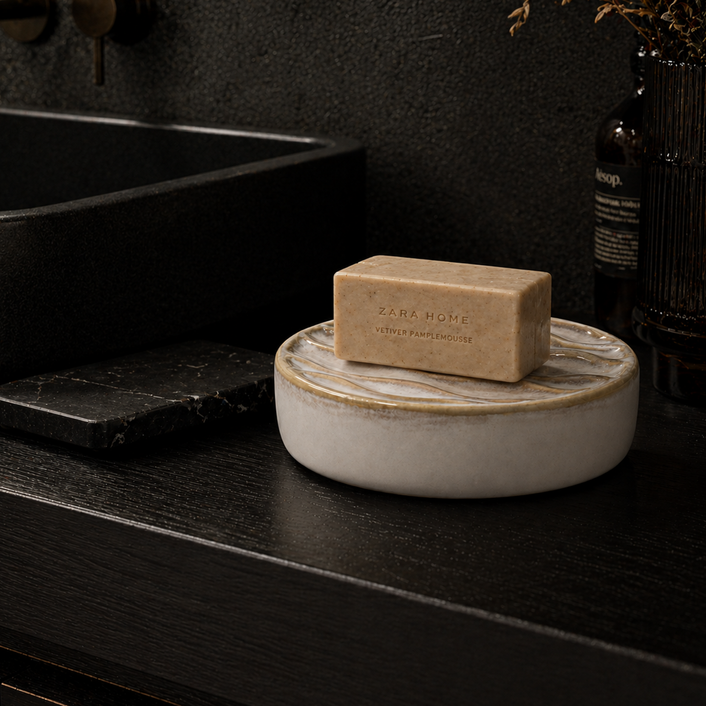 Luxury Ceramic Bath Accessories Set with Gold Finish - Set of 3