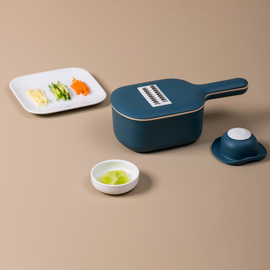 4-in-1 Multi Slicer with Container with Stainless Blades